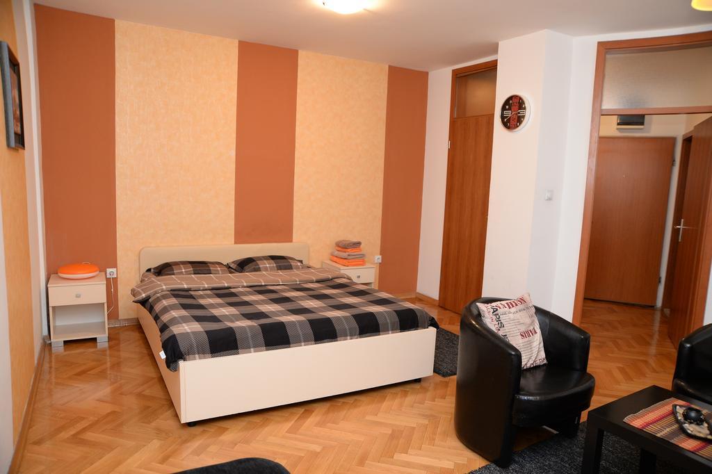 Exclusive Central Apartments Skopje Luaran gambar