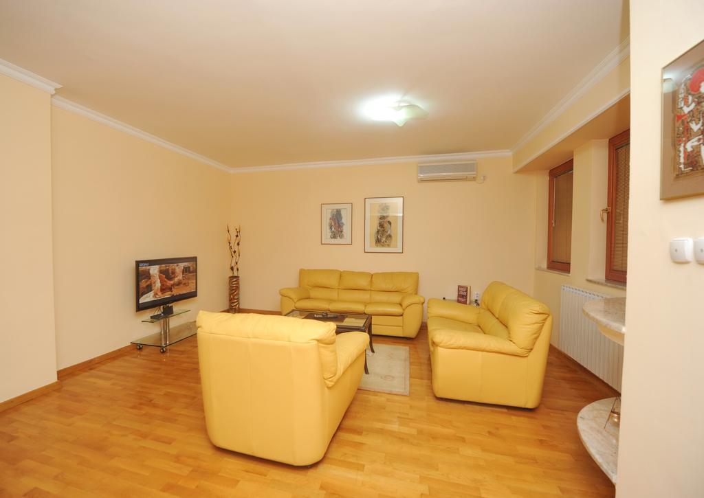 Exclusive Central Apartments Skopje Luaran gambar