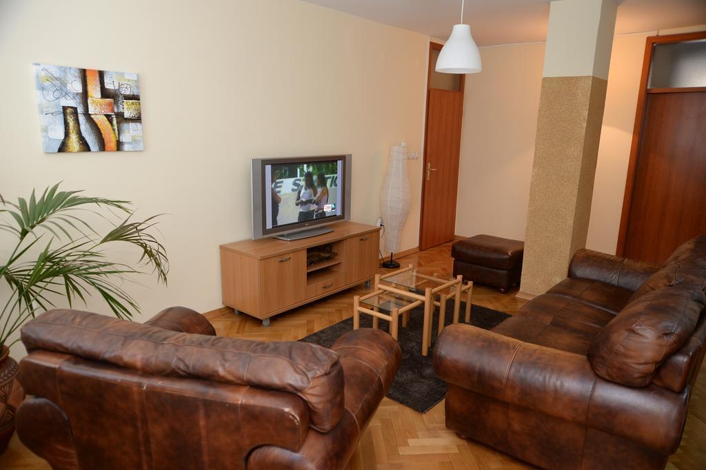 Exclusive Central Apartments Skopje Luaran gambar